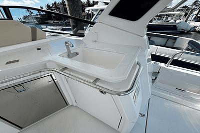 BOATZON | Aquila 36 Sport 2024