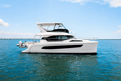 BOATZON | Aquila 44 Yacht 2024
