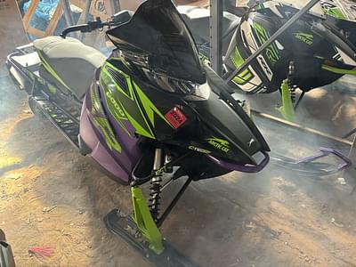 BOATZON | Arctic Cat® ZR 8000 Limited ES iACT 137 2019