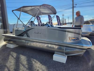 BOATZON | Avalon Platinum LSZ 1985 CRB 2024