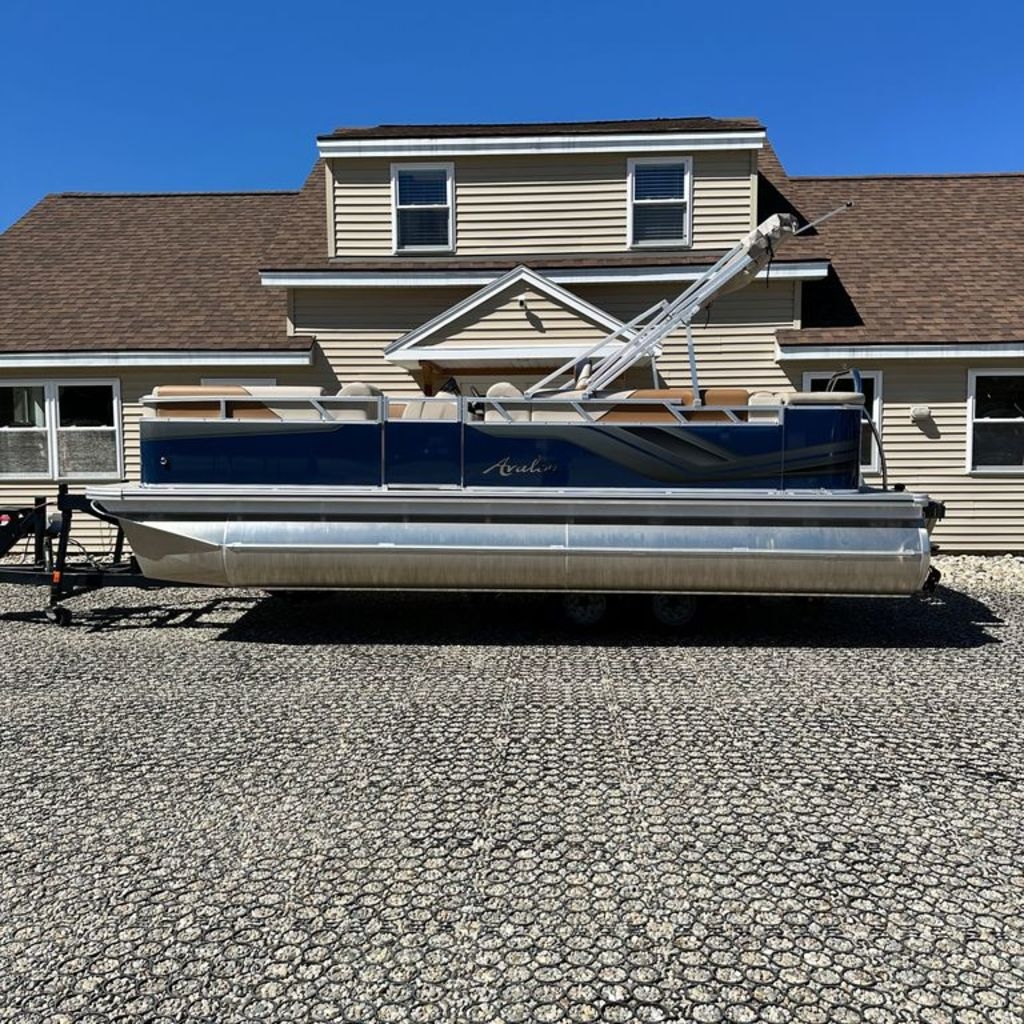 2024 Avalon Venture Cruise 21 FT - Sold Boat