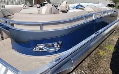 BOATZON | Avalon Venture Rear Fish 21 FT 2023