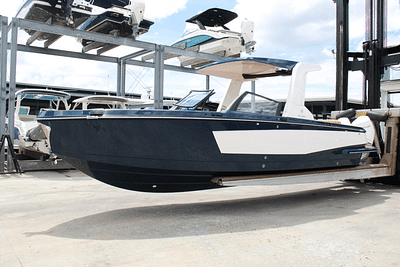 BOATZON | Aviara AV28 Outboard 2025