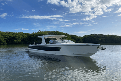 BOATZON | Aviara AV36 Outboard 2024