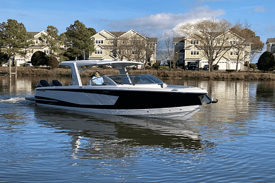 BOATZON | Aviara AV36 Outboard 2024