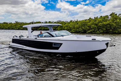 BOATZON | Aviara AV40 Outboard 2023