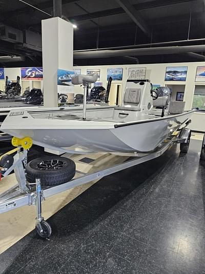 BOATZON | Avid Boats 20 Rogue CC 2025