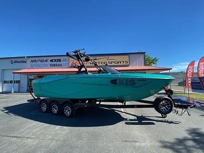 BOATZON | Axis T250 2022 BOATZON | Axis T250 2022