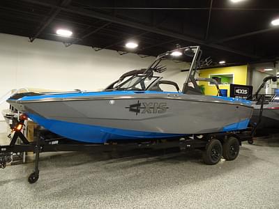 BOATZON | Axis Wake Research A225 2025 BOATZON | Axis Wake Research A225 2025
