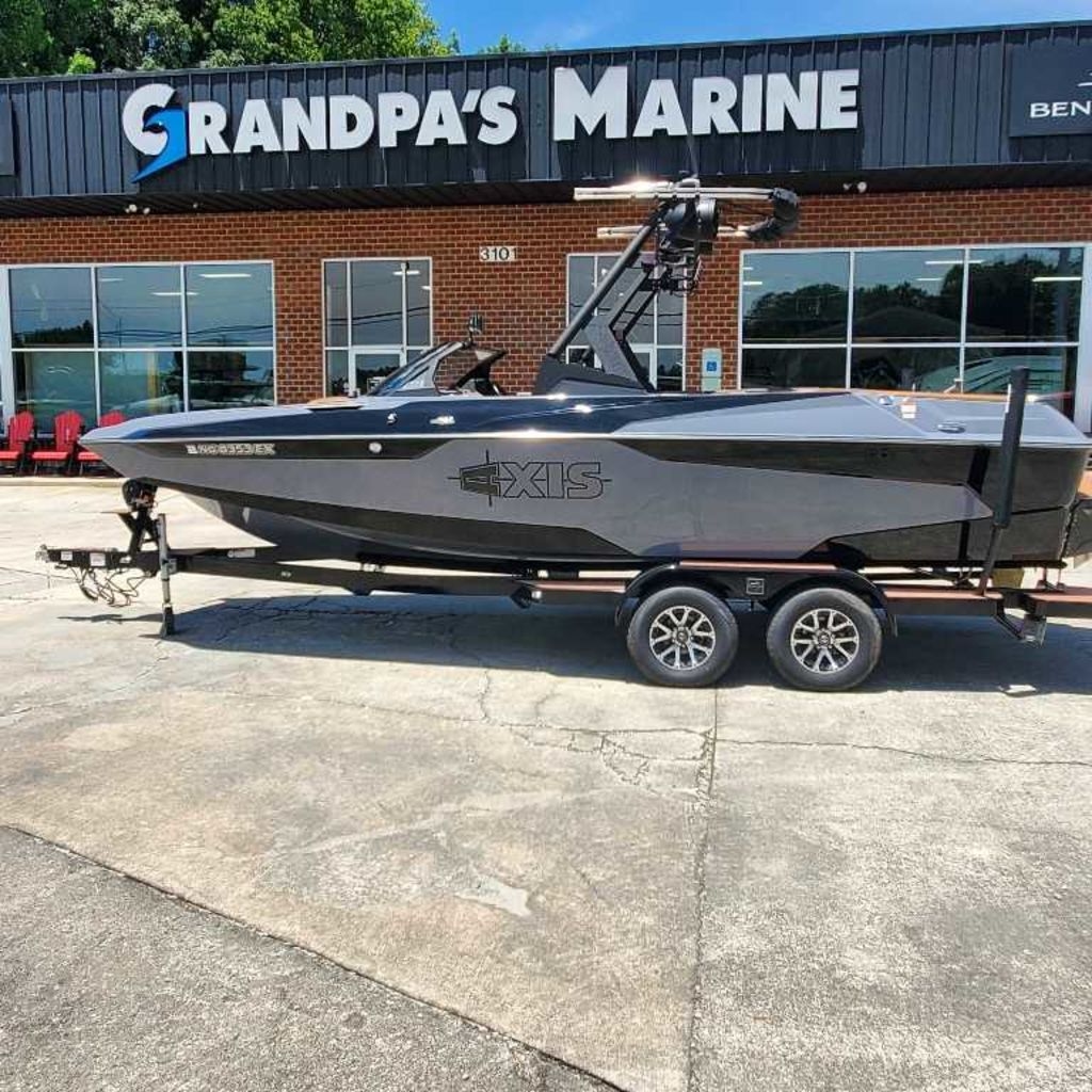 2022 Axis Wake Research Core Series A22 - Sold Boat
