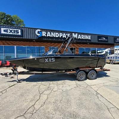 BOATZON | Axis Wake Research Core Series A225 2023