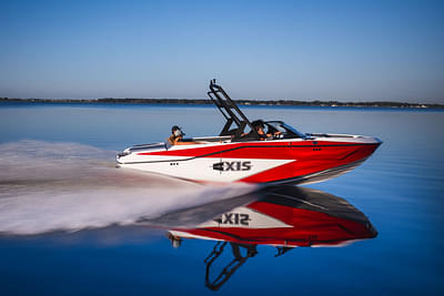 BOATZON | Axis Wake Research T220R 2024