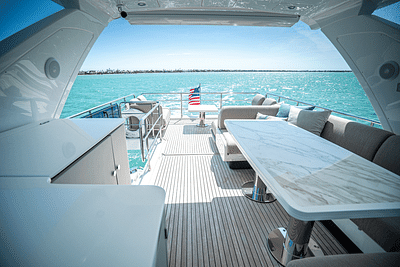 BOATZON | Azimut 60 FLY 2023