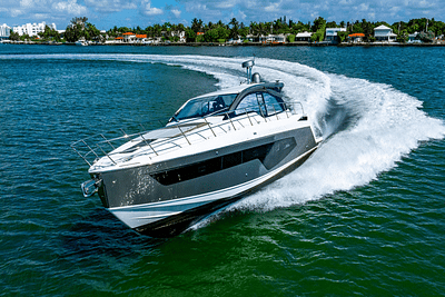 BOATZON | Azimut ATLANTIS 51 2021