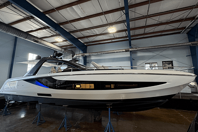 BOATZON | Azimut Verve 42 2024