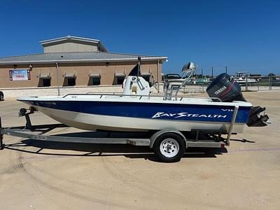 BOATZON | 2002 Bay Stealth 1880