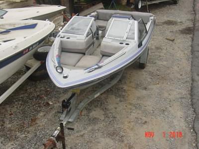 BOATZON | Bayliner 1750 Capri Bowrider 23 Cobra 1989
