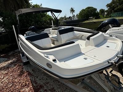 BOATZON | Bayliner 190 2018