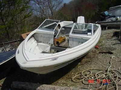 BOATZON | Bayliner 1950 Capri Bowrider Force 125 1985