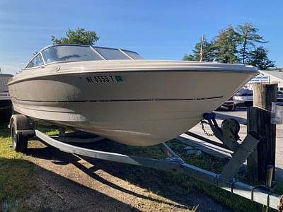 BOATZON | BAYLINER 210 2000