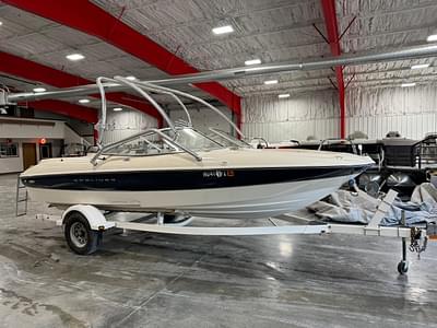 BOATZON | Bayliner 215 Bowrider 2002