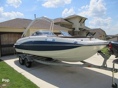 BOATZON | Bayliner 215 Deck Boat