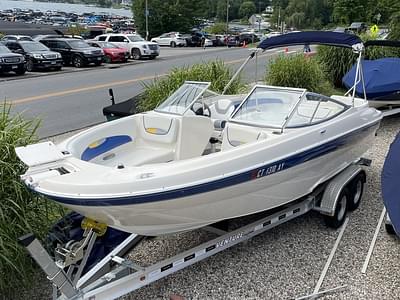 BOATZON | Bayliner 219 Rendezvous 2003