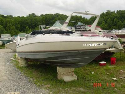 BOATZON | Bayliner 2250 capri bowrider mercruiser cut 1990