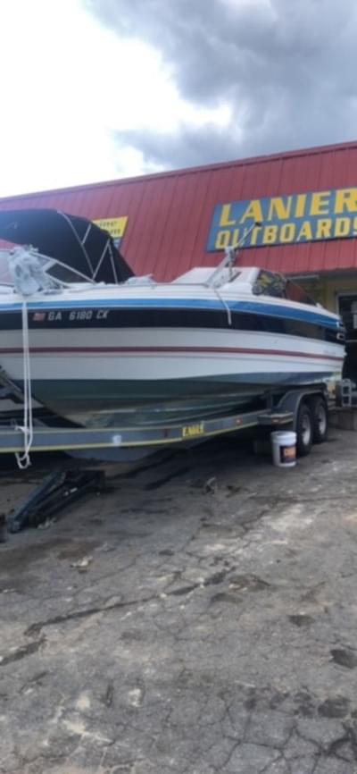 BOATZON | Bayliner 2450 1986