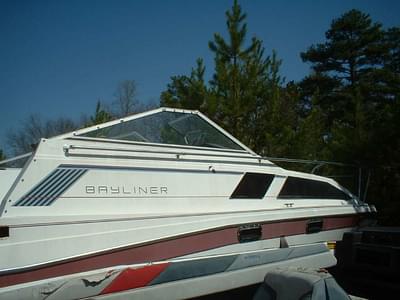 BOATZON | Bayliner 2450 Cierra Sunbridge 1984