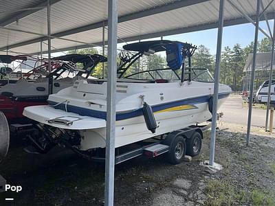 BOATZON | Bayliner 249 Sun Deck