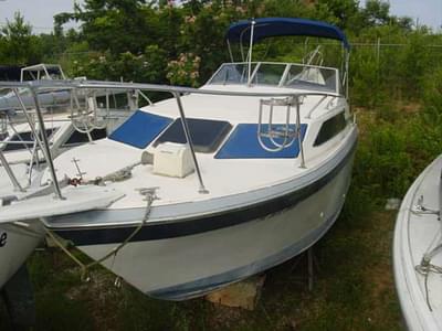 BOATZON | Bayliner 2750 Ciera Volvo 57 1986