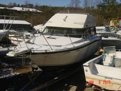 BOATZON | Bayliner 2850 Command Bridge Volvo 260A 1985