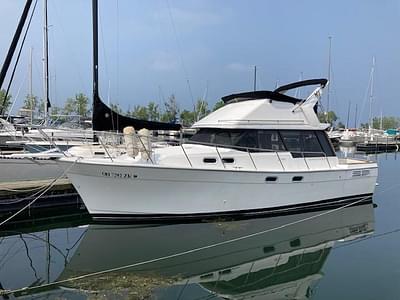 BOATZON | Bayliner 3288 Motoryacht 1990 BOATZON | Bayliner 3288 Motoryacht 1990