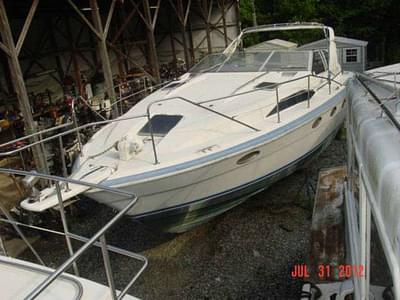 BOATZON | Bayliner 3415 Avanti Twin Inboard v8 1988