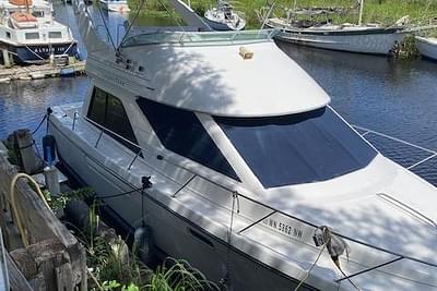 BOATZON | Bayliner 3788 Command Bridge Motoryacht 1999