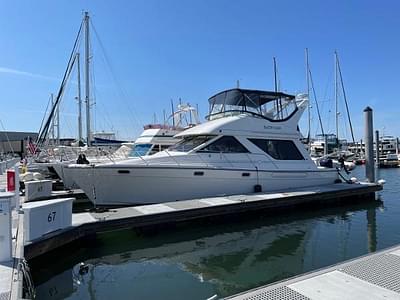 BOATZON | Bayliner 3988 Command Bridge Motoryacht 1999