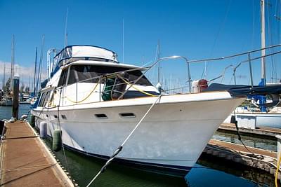 BOATZON | Bayliner 4588 Motoryacht 1989