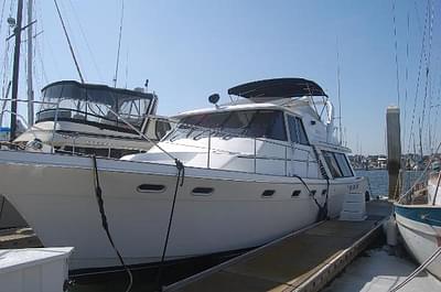 BOATZON | Bayliner 4588 Pilothouse Motoryacht 1992