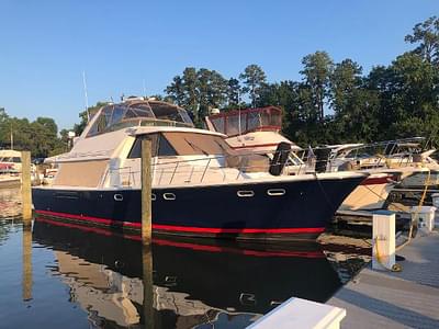 BOATZON | Bayliner 4788 Pilot House Motoryacht 1997