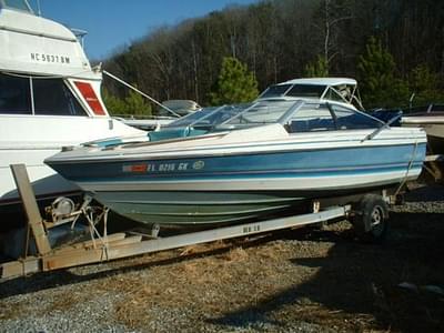 BOATZON | Bayliner Capri 1900 BR CG 1988