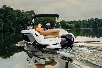 BOATZON | Bayliner D22 2025