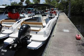 BOATZON | Bayliner DX 2200