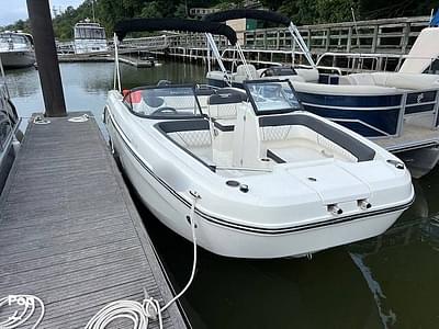 BOATZON | Bayliner DX 2200