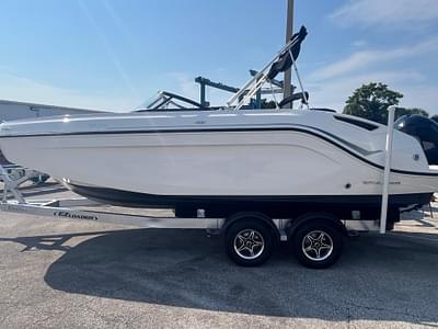 BOATZON | Bayliner DX 2200 2022