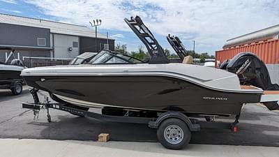 BOATZON | Bayliner DX2000 2023