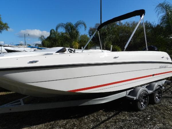 Bayliner E21 2022