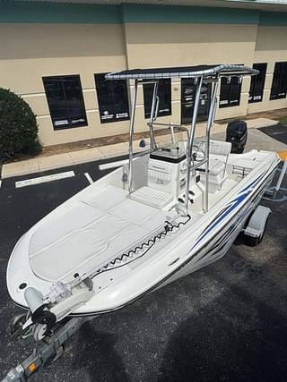 BOATZON | Bayliner Element F18 2017