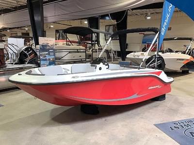 BOATZON | Bayliner Element M15 2024