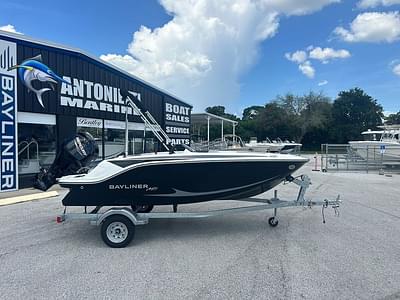 BOATZON | Bayliner Element M15 2025